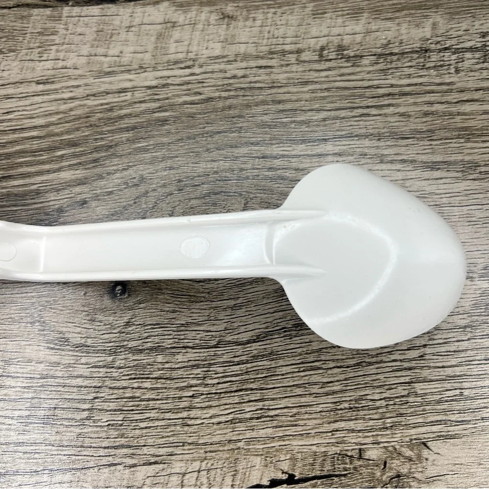 Vintage EKCO USA Nylon Cream Top Milk‎ Separator Spoon Ladle Ivory 9.5